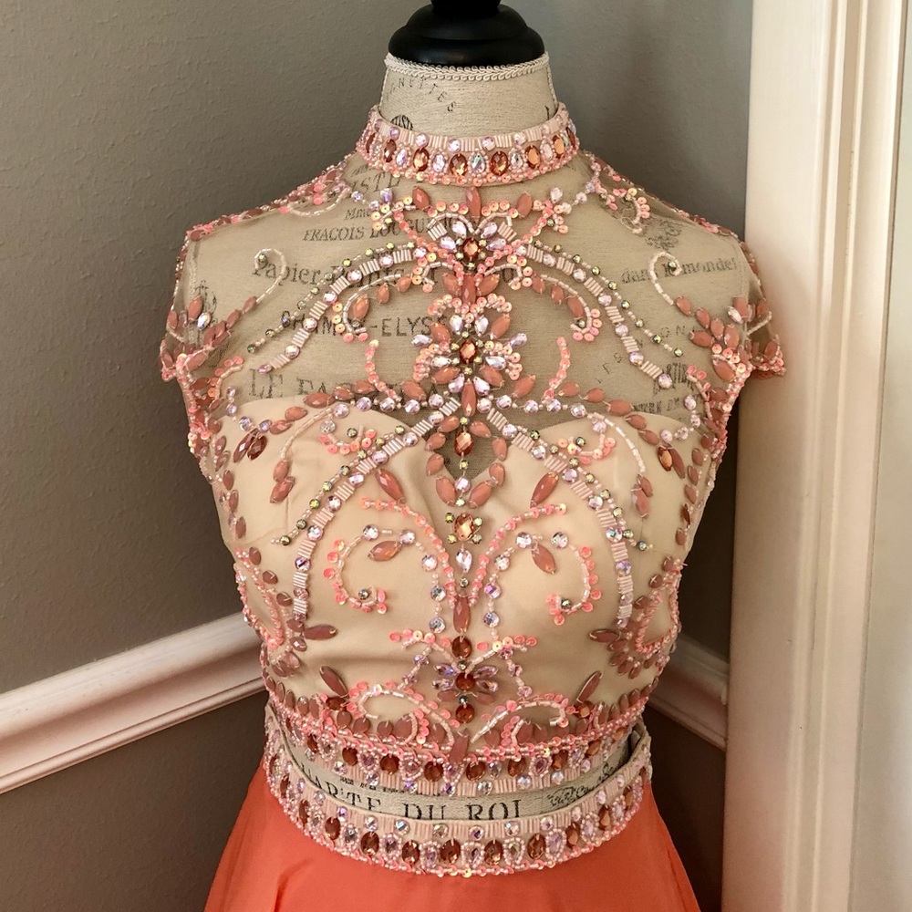 🔴FINAL CLEARANCE NEW RACHEL ALLEN SZ 4 CORAL TWO PIECE BEADED ILLUSION GOWN - Picture 3 of 14